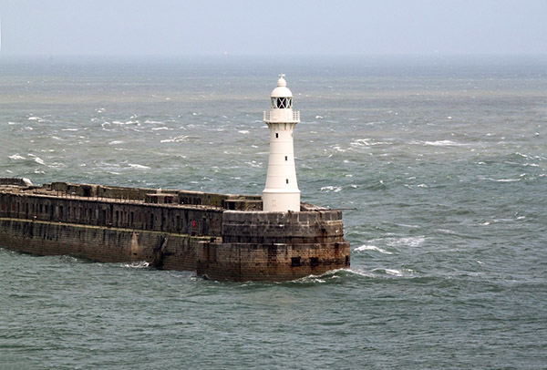 Farol do porto de Dover