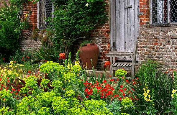 Jardins floridos da região de Kent, na Inglaterra