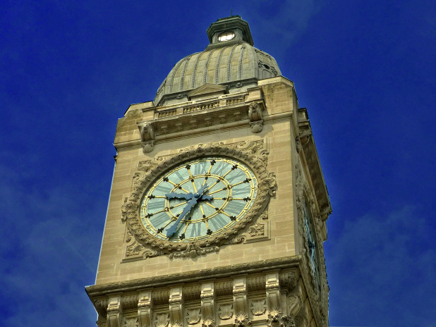 Relógio da Gare de Lyon, em Paris, França