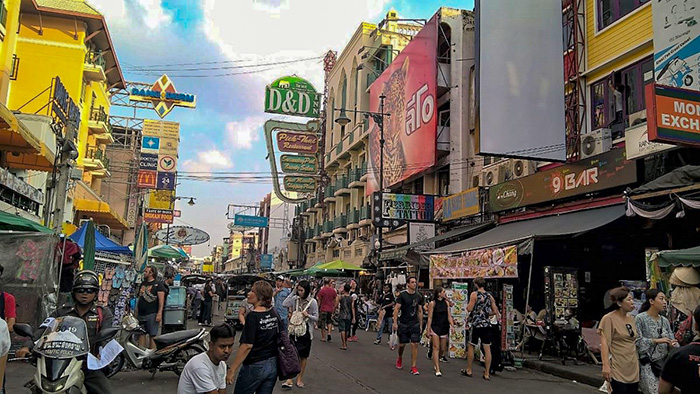 Khao San Road em Bangkok, Tailândia
