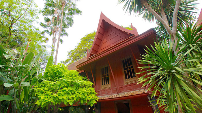 Teto da Casa de Jim Thompson, em Bangkok, Tailândia