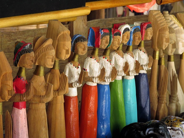 Artesanato do povo Kayan, em Chiang Mai, Tailândia