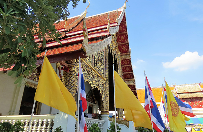 Fachada do Wat Phra Singh, em Chiang Mai, Tailândia