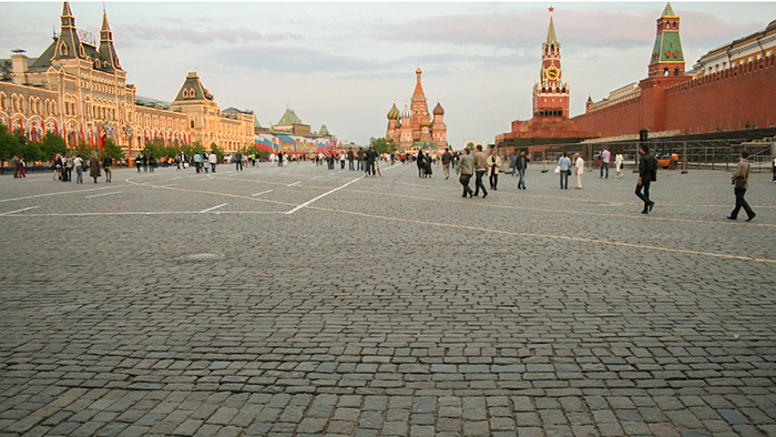 A Praça Vermelha - cercada pelo Shopping GUM, a Catedral de São Basílio e o Kremlin