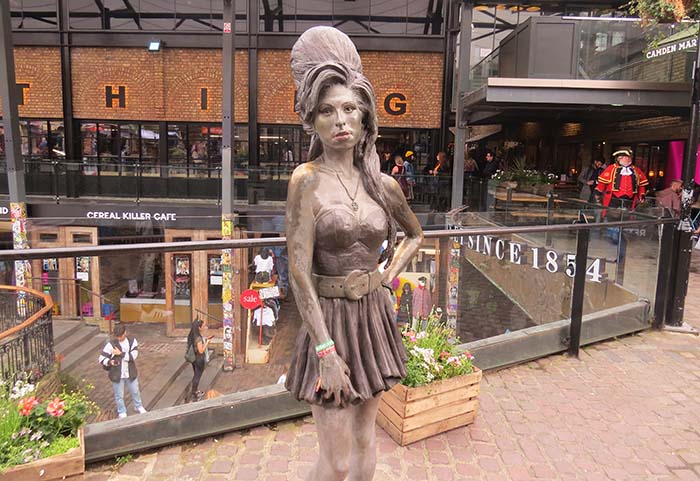 Amy Winehouse, em Camden Market