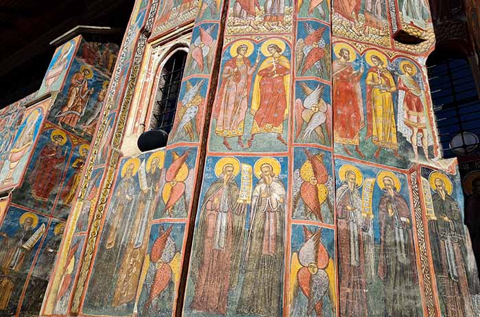 Afrescos do Mosteiro de Moldovita, em Bucovina, Romênia.