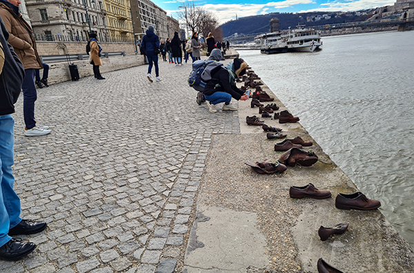 Sapatos no Danúbio, em Budapeste, Hungria