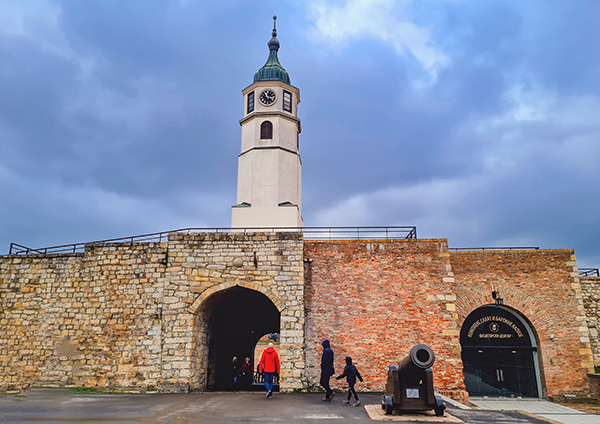 A torre do Relógio, em Belgrado, 