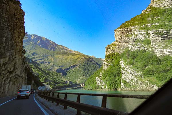 Estradas da Bósnia