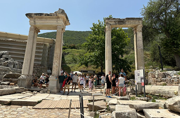 Portão de Hércules, em Éfeso, Turquia
