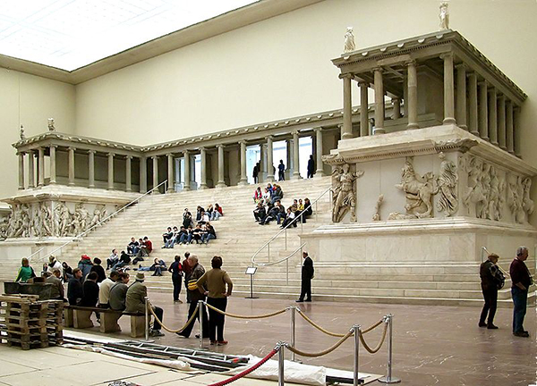 Altar de Zeus no Pergamon Muzeum, em Berlim