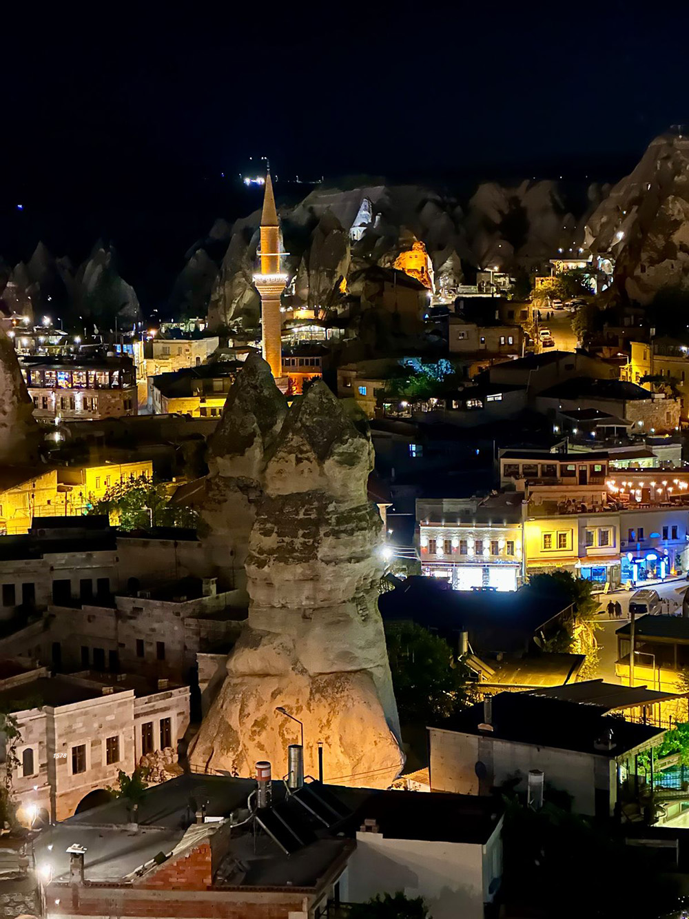 Goreme à noite, Capadócia, Turquia