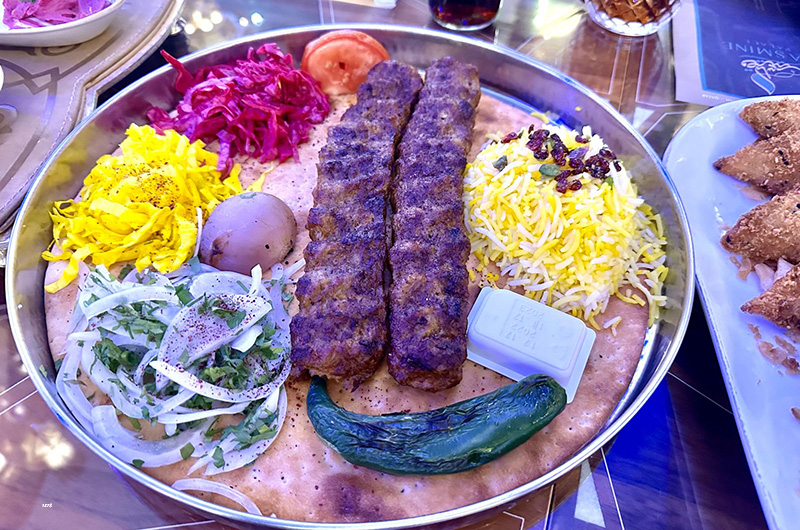 Kebab do Yasmine Palace, em Doha, Qatar