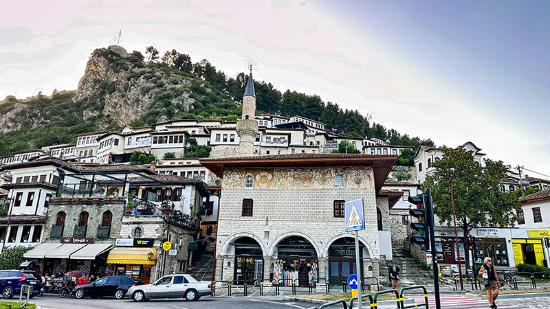 Mesquita dos Solteiros em Berat, Albânia