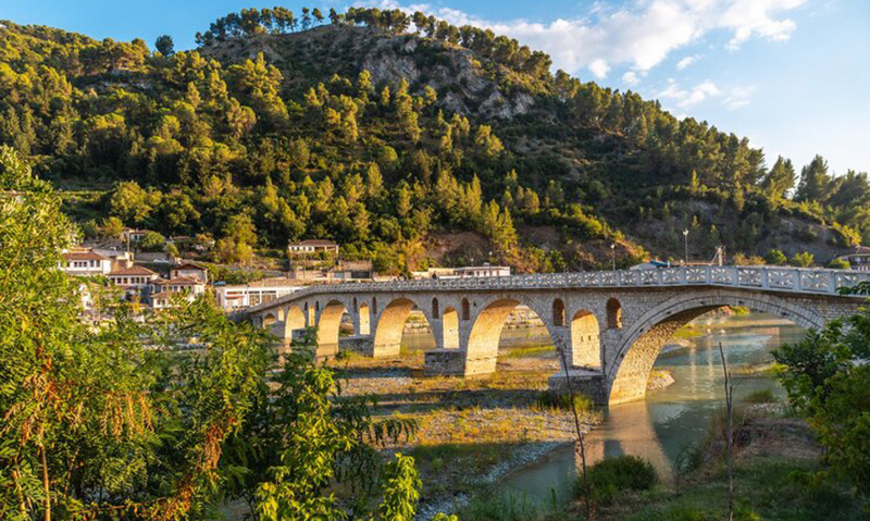 Ponte Gorica, em Berat, Albânia