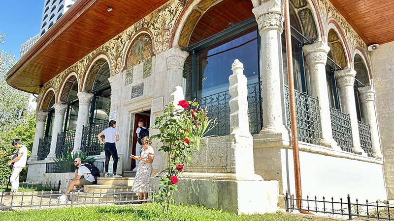 Mesquita Et'hem Bey