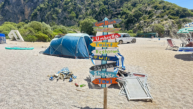 Camping na Praia de Gjipe, Albânia Praia de Gjipe, Albânia