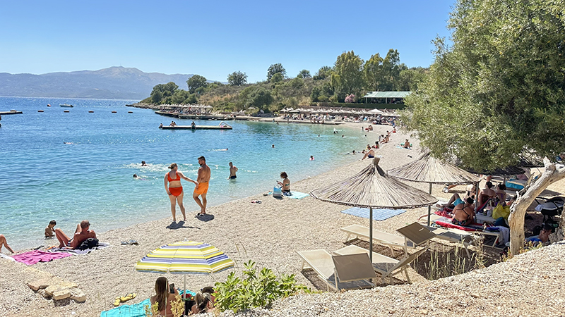 Gjiri i Hartës, na na Riviera Albanesa Gjiri i Hartës, na Albânia