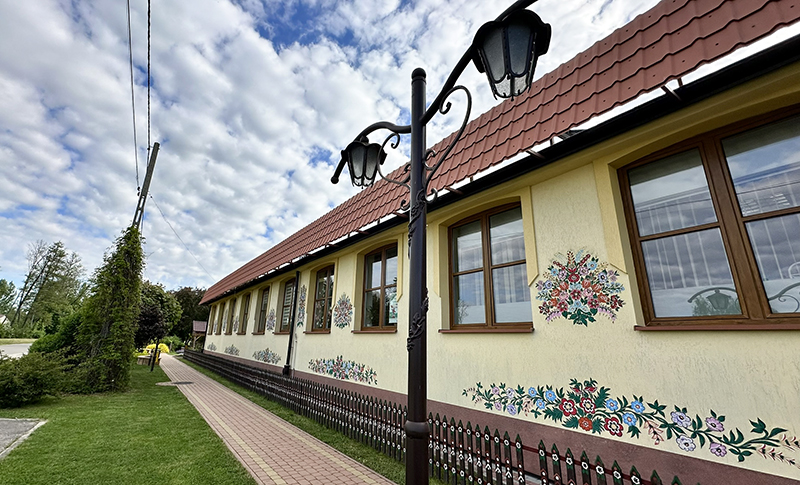 Casa pintada em Zalipie, Polônia Casa pintada, Polônia