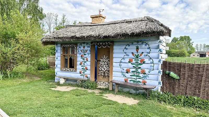 Casa pintada em Zalipie, Polônia Casa pintada