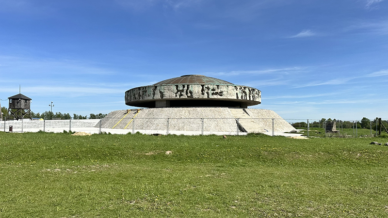 Mausoléu de Majdanek, em Lublin, Polônia Mausoléu de Majdanek