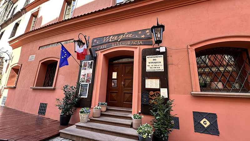 Fachada do Magia Cafe Restauracjia, em Lublin Magia Cafe Restauracjia