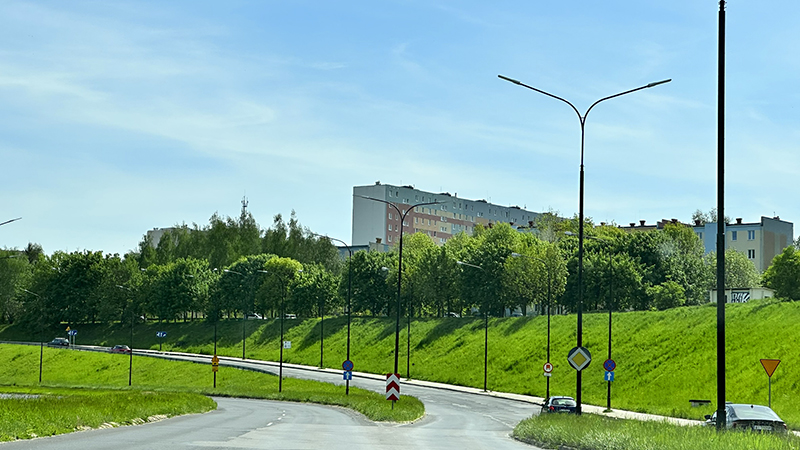 A cidade de Lublin, na Polônia, com seus espaços verdes e seus prédios coloridos Lublin, Polônia