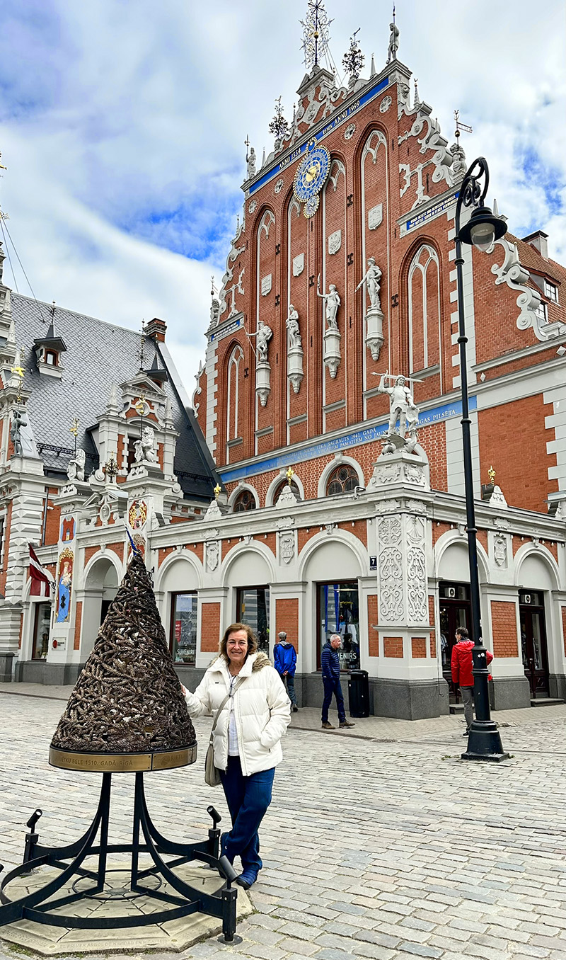 marco da primeira árvore de Natal em Riga