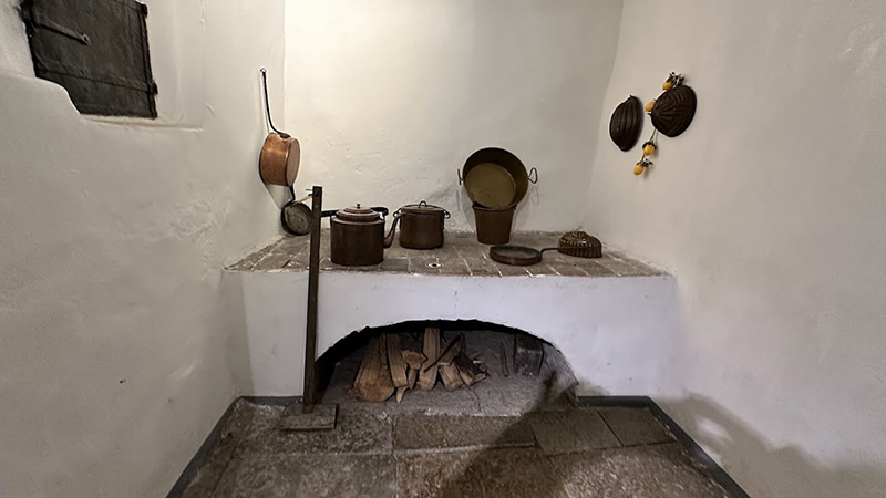 Casa de Pedro, o Grande, em Tallinn: história e visita 4 Casa de Pedro o Grande cozinha
