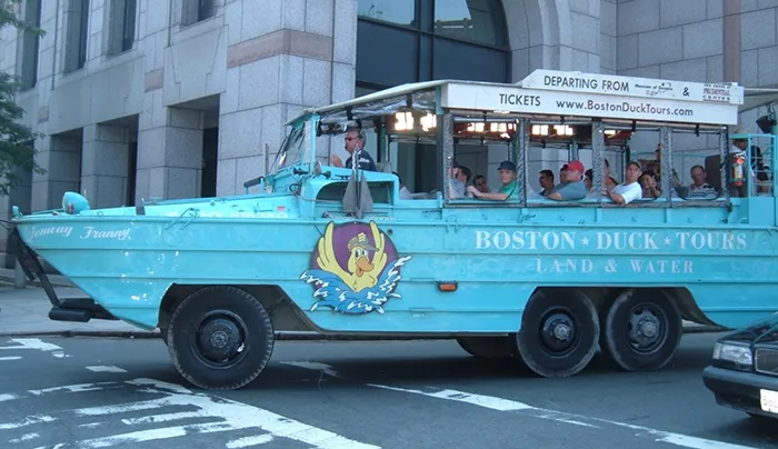 Duck-tour, o carro que entra na água, em Boston, Massachutts, Estados Unidos Duck-tour, em Boston, Massachutts, Estados Unidos