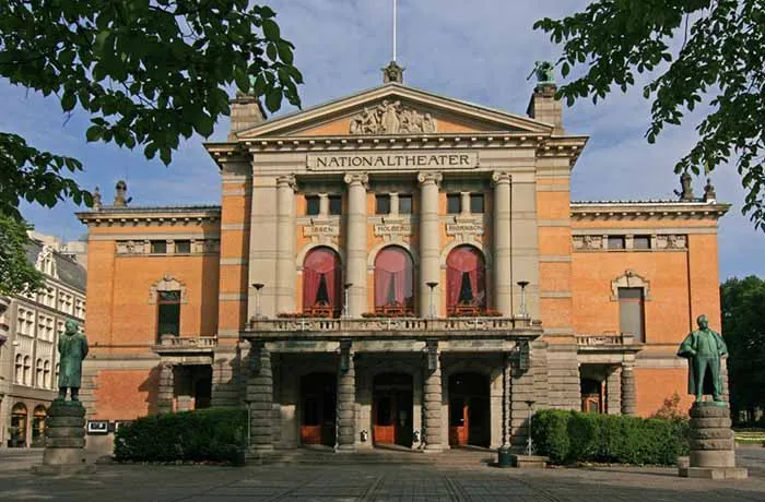 Oslo - cidade da qualidade de vida 6 Teatro Nacional em Oslo