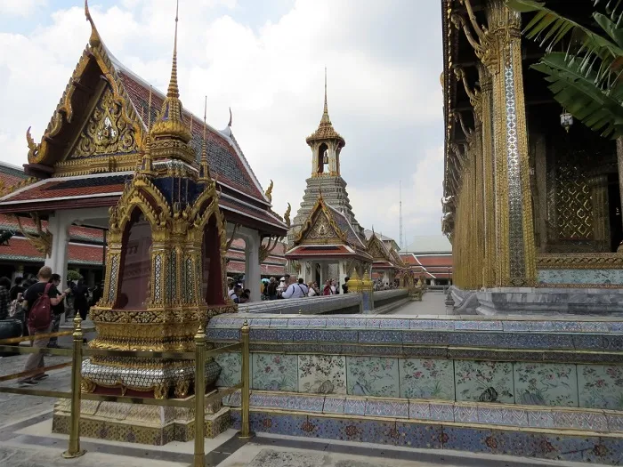 A Torre Belfry no Grand Palace, em Bangkok, Tailândia A Torre Belfry no Grand Palace, em Bangkok, Tailândia