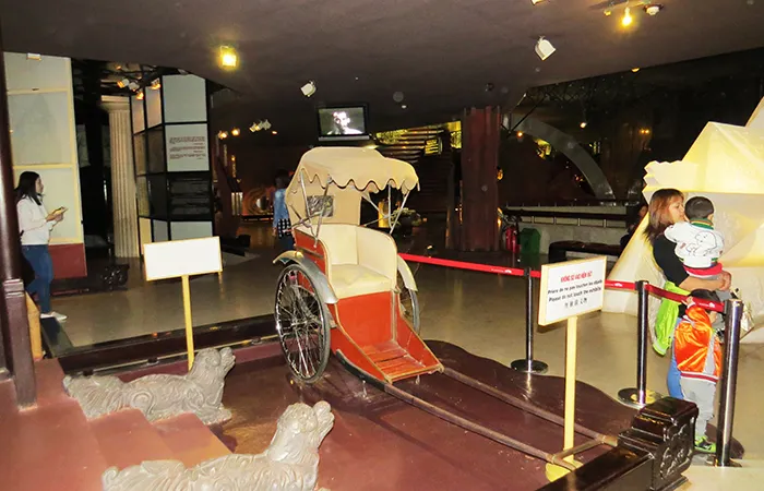 Carruagem no Museu Ho Chi Minh
