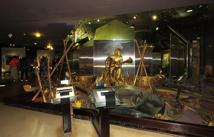 Exposição no Museu de Ho Chi Minh