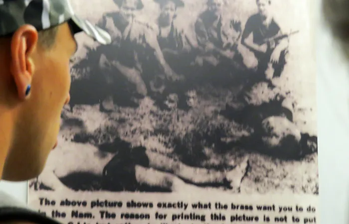Fotos de atrocidades no Museu dos Vestígios de Guerra, em Ho Chi Minh, Vietnam fotos do Museu dos Vestígios de Guerra