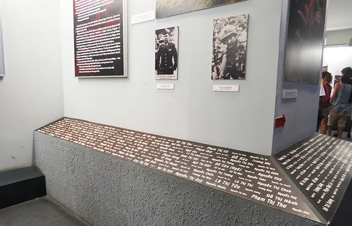 Lista de vítimas de guerra, no Museu dos Vestígios de Guerra, em Ho Chi Minh, Vietnam vítimas de guerra, no Museu dos Vestígios de Guerra, em Ho Chi Minh, Vietnam