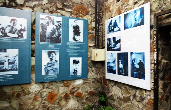 Fotos de prisioneiros no Museu dos Vestígios de Guerra, em Ho Chi Minh, Vietnam Museu dos Vestígios de Guerra - prisioneiros