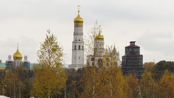 Campanário de Ivan, no Kremlin, em Moscou, Rússia