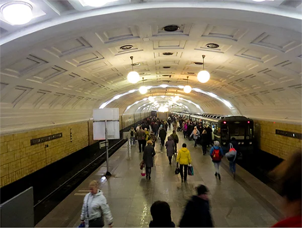 Viagem para a Rússia: descubra o que o país tem a oferecer 16 Viagem para a Rússia: Estação Byelorrusskaya