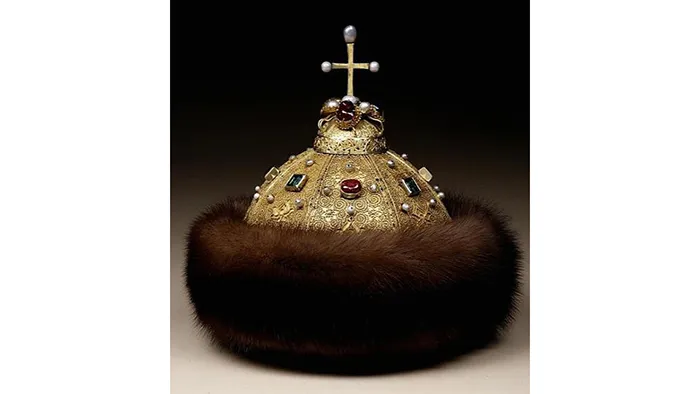 Coroa no Kremlin, em Moscou, Rússia coroa no Kremlin