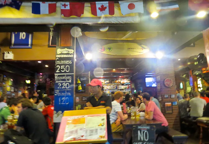 Restaurante em Koh Phi Phi, Tailândia Um dos muitos restaurantes tailandeses espalhados pela ilha
