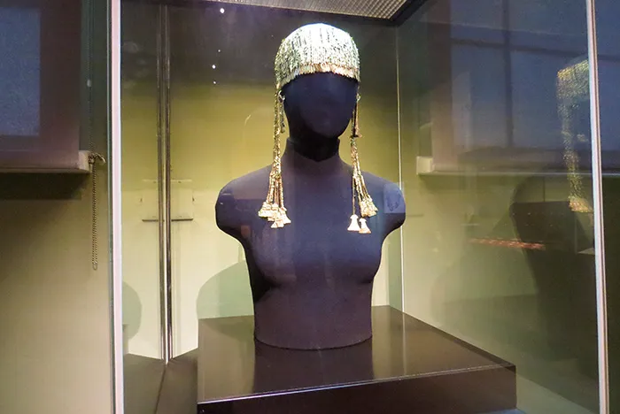 Diadema, no Museu Pushkin de Belas Artes, em Moscou, Rússia Diadema - Joia da antiga Troia