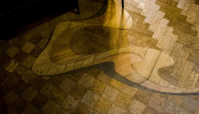 O piso da casa de Gorki, em Moscou, Rússia A criatividade do arquiteto era do teto ao piso da casa de Gorki