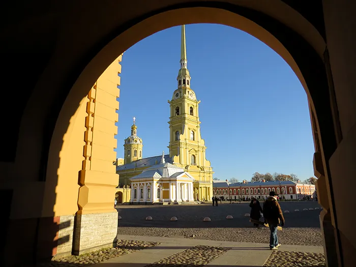 Catedral de São Pedro e São Paulo, em São Petersburgo, Rússia Catedral de São Pedro e São Paulo