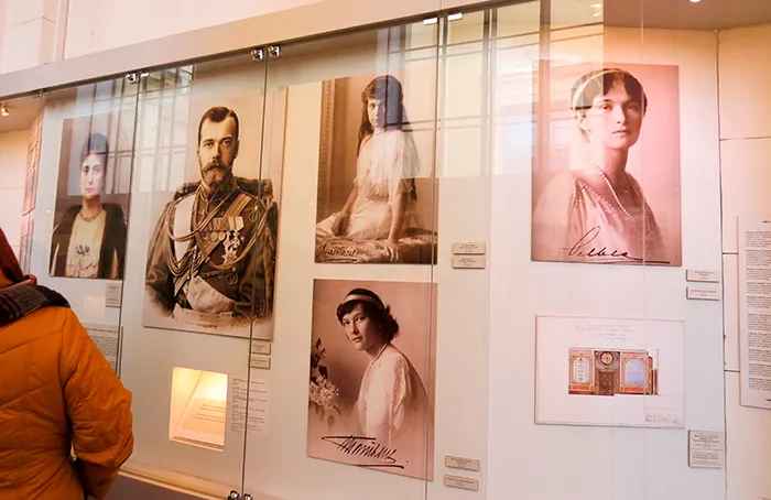 Fotos da Família Romanov, na Fortaleza de Pedro e Paulo, em São Petersburgo, Rússia Fotos da Família Romanov, na Fortaleza de Pedro e Paulo