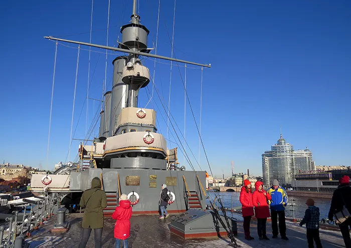 Cruzador Aurora, em São Petersburgo, Rússia Cruzador Aurora