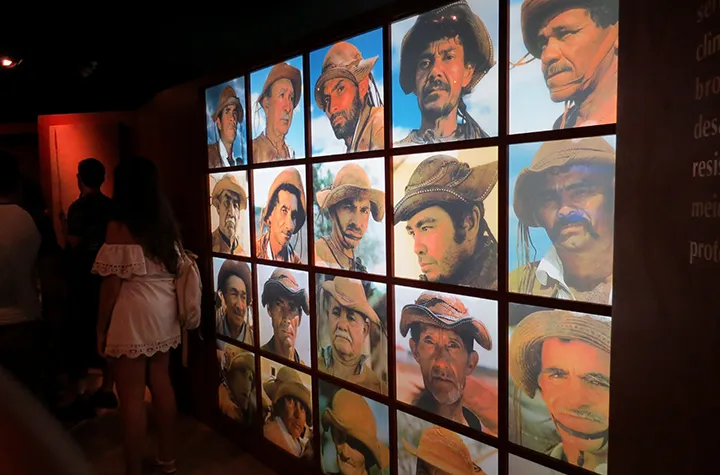 Fotos de vaqueiros Painel com fotos de vaqueiro