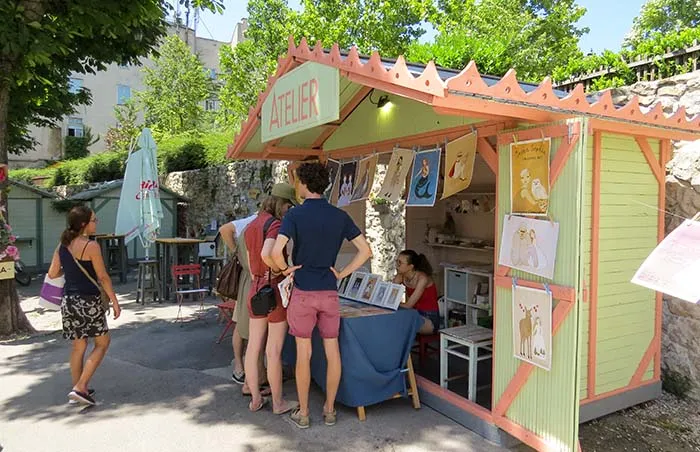 Lojinha em Zagreb, Croacia Cidade alta, em Zagreb, Croácia