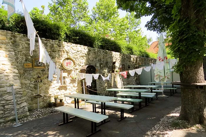 Varal em Zagreb, Croacia Cidade alta, em Zagreb, Croácia