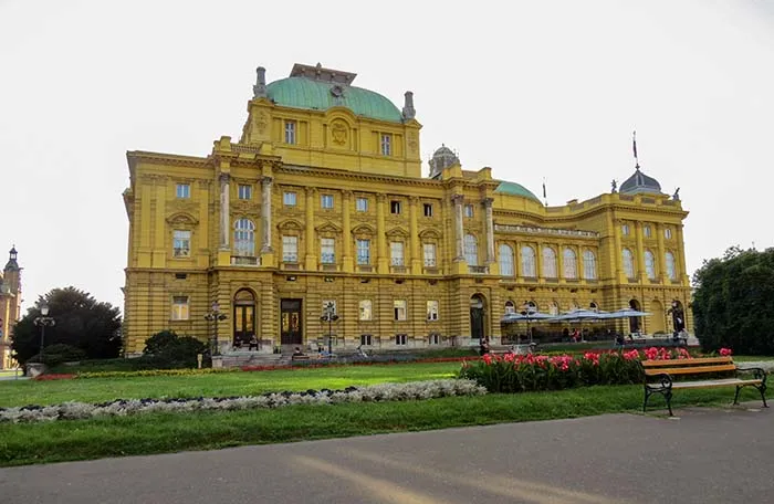 Teatro Nacional Croata, em Zagreb, Croacia Teatro Nacional Croata